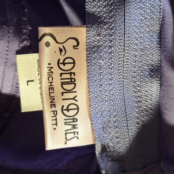 Deadly Dames Lilac Top Large - Picture 3 of 3